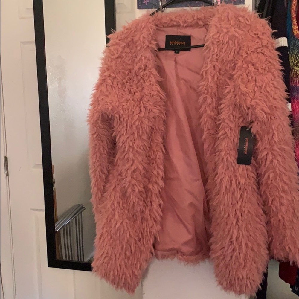 fluffy coat/puffer